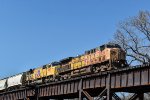 UP Freight Train coming into gateway yard